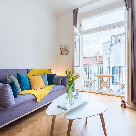 Beautiful Mala Strana Studio By Easybnb Prag Exteriör bild