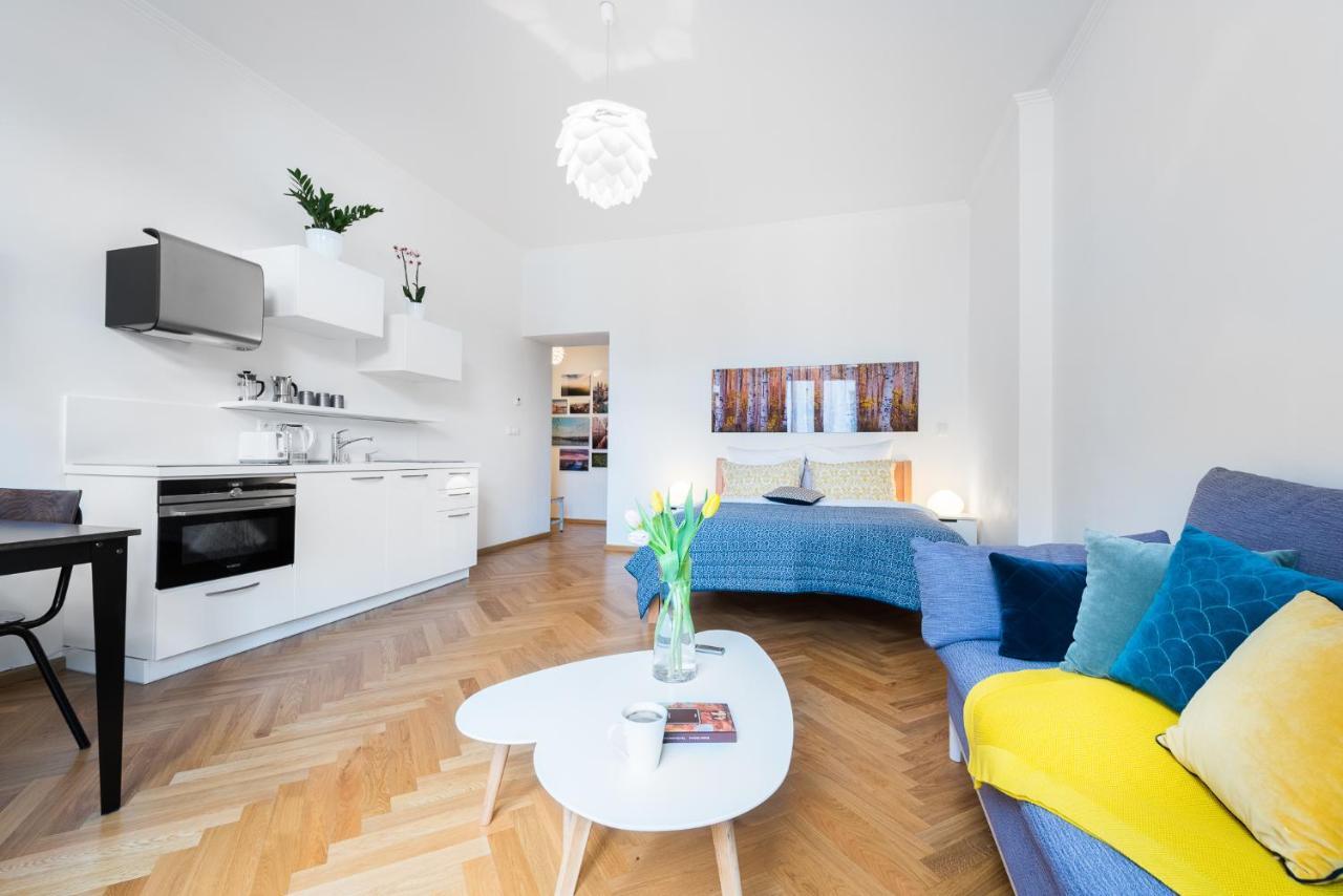 Beautiful Mala Strana Studio By Easybnb Prag Exteriör bild
