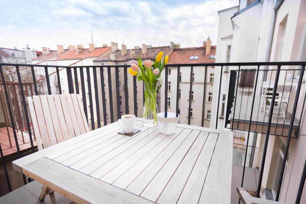 Beautiful Mala Strana Studio By Easybnb Prag Exteriör bild